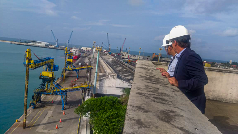 Portos do Ceará recebem visita de diretor da ANTAQ