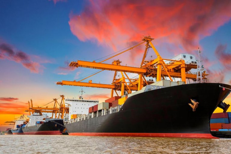 Portos batem novo recorde de movimentação no 3º trimestre